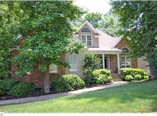 212 Netherland Ln, Simpsonville, SC 29681