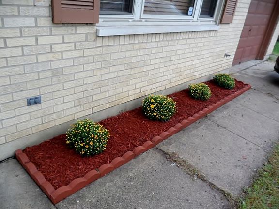 3rd image of 138 Silverwood Cir