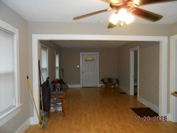 5th image of 2141 Malvern Ave