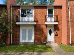 7702 Belcrest Pl, New Orleans, LA 70126