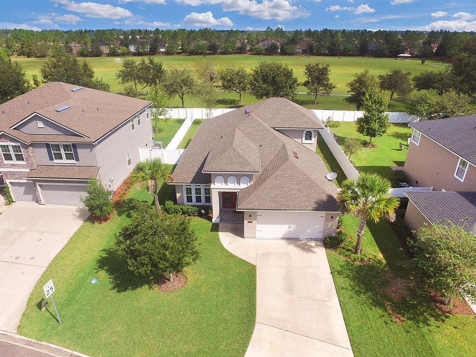 1st image of 285 Palazzo Cir