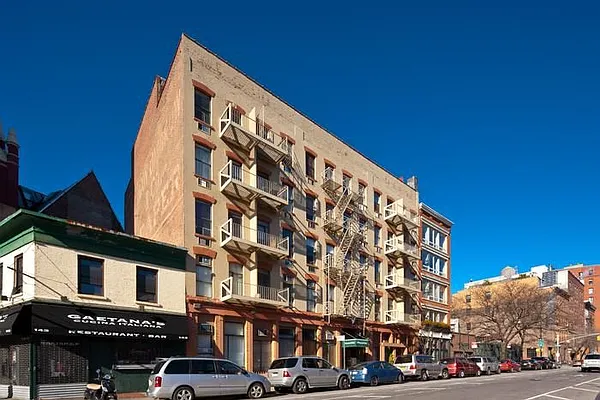 Rented by Bold New York | media 14