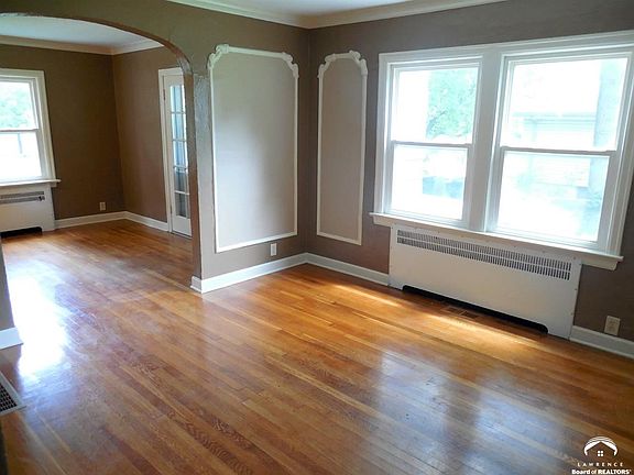 3rd image of 5108 Fontana St