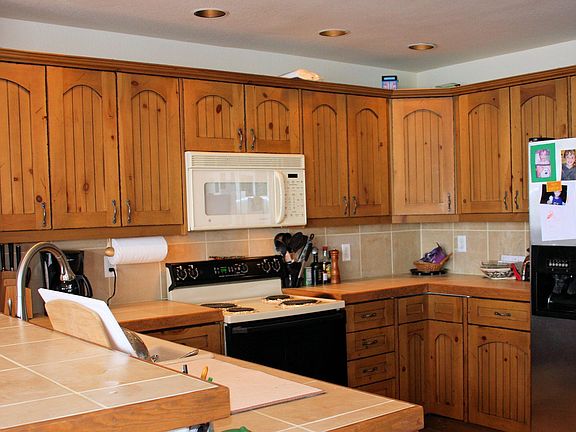 Kitchen has new stainless steel appliances