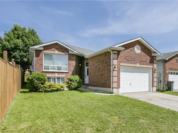 332 Emms Dr #2, Barrie, ON L4N 8H8