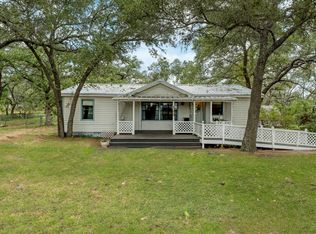 122 Oak Valley Dr, La Vernia, TX 78121