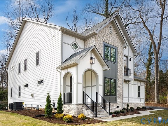 2nd image of 8919 Rustic Rd