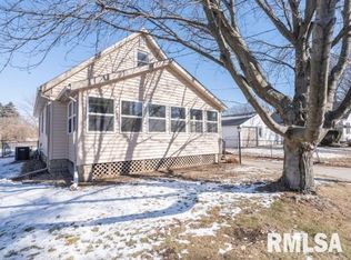 102 Lawndale Ave, Bartonville, IL