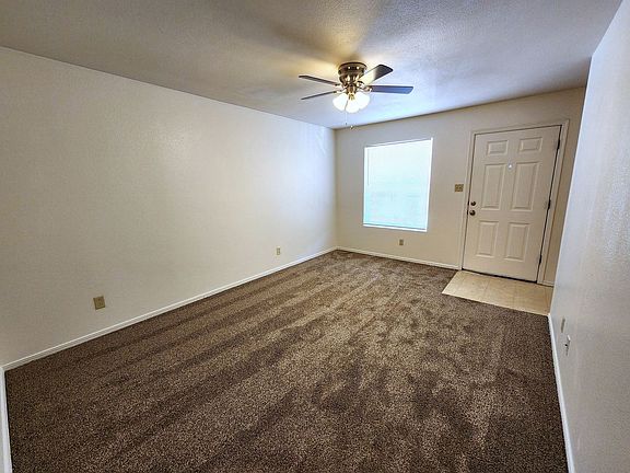 5th image of 637 Foster Rd APT 8