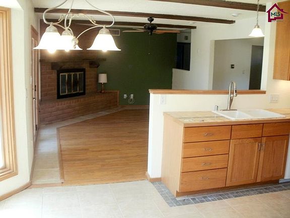 5th image of 3008 Karen Dr