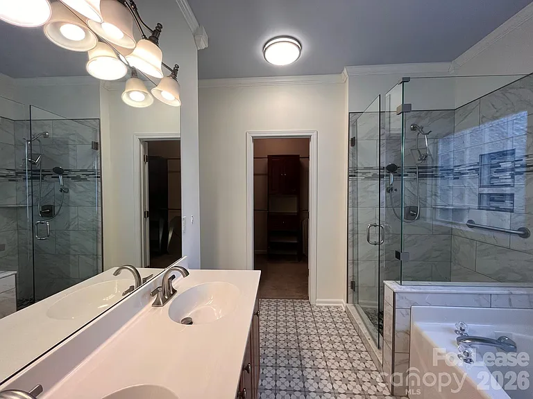 17508 Westmill Ln — Photo 7
