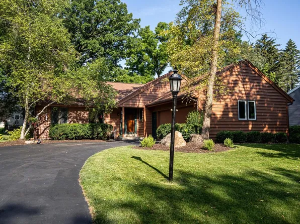 1175 Parkmoor DRIVE, Brookfield, WI 53005