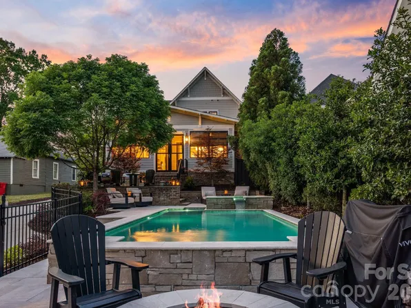 351 Delburg St, Davidson, NC 28036