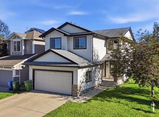 4 S Everglen Grv SW, Calgary, AB T2Y4Z3