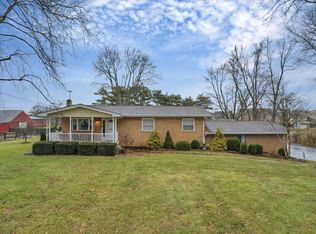 1996 Borror Rd, Grove City, OH 43123