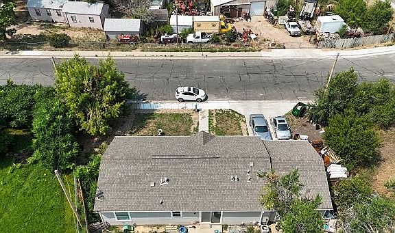 5th image of 718 30th Avenue Pl