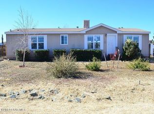 15338 S Black Mountain Rd, Mayer, AZ 86333