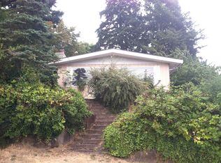 8220 28th Ave NE, Seattle, WA 98115