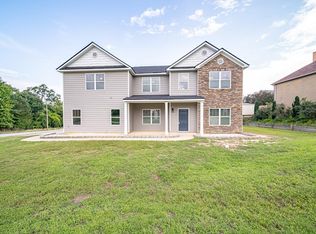 8 Jason Dr, Phenix City, AL 36869