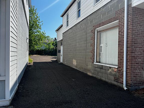 2nd image of 30 Main St Unit 2
