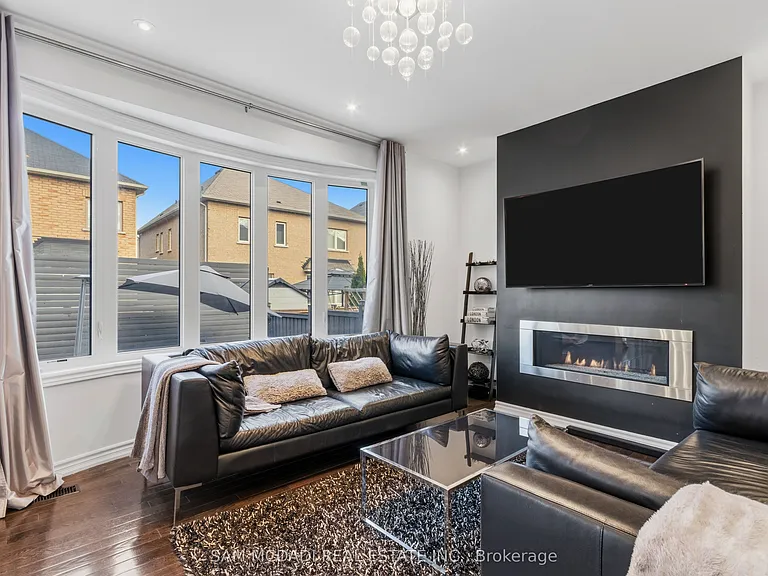 59 Kalmia Rd — Photo 10