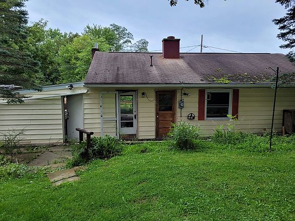 2nd image of 329 Jefferson St