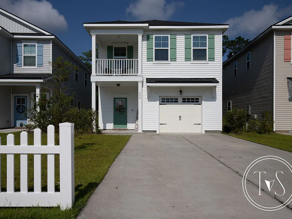 224 Flagler Dr