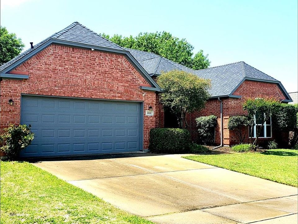 1st image of 1910 Palencia Ct