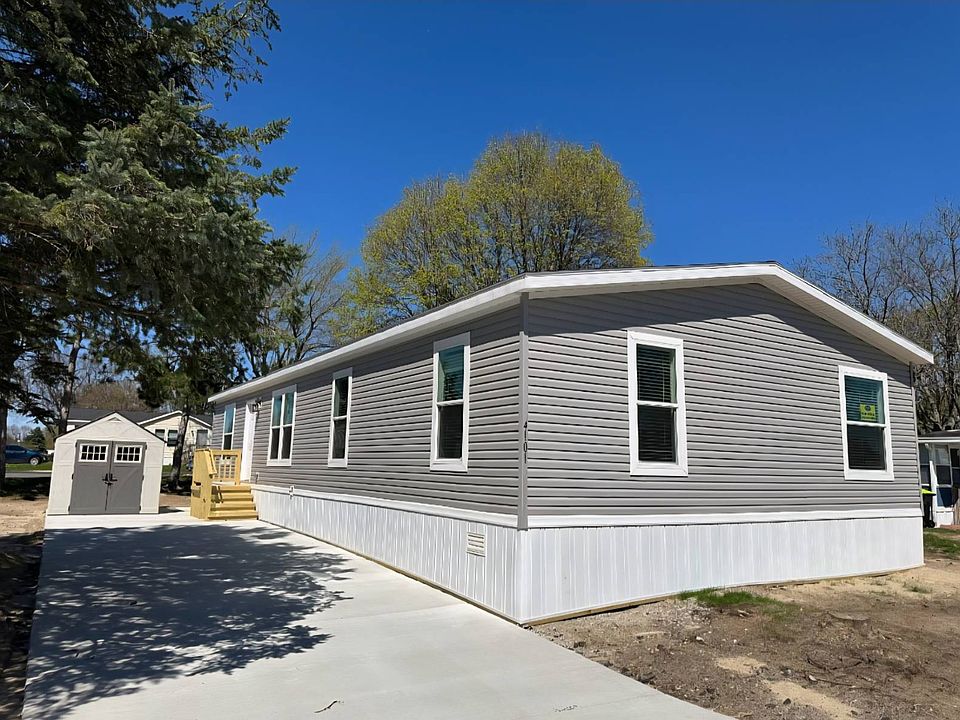 1st image of 4101 Poplar #174