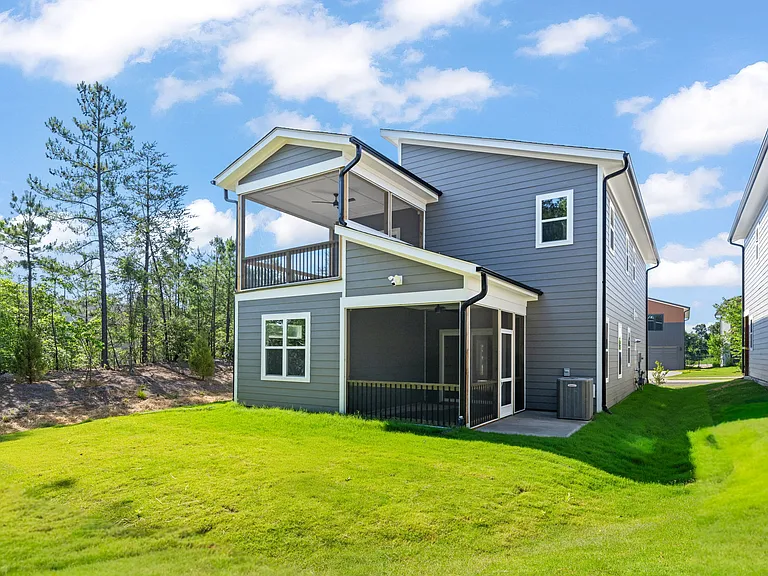 215 Summer Breeze Dr — Photo 32