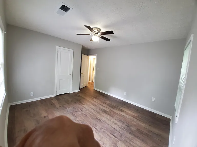 576 San Fernando Dr SE — Photo 8
