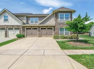 8442 Loxton Cir, Charlotte, NC 28214