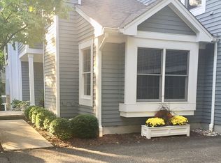 4 Timothy Ln, Bedminster, NJ 07921