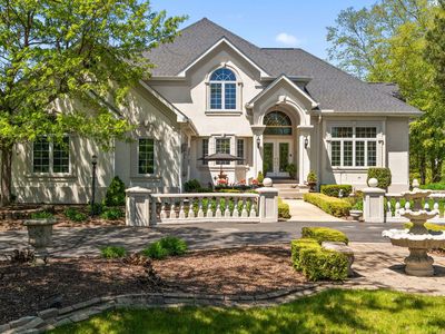 836 Royal Dublin Ln, Dyer, IN, 46311