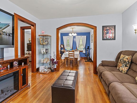 5th image of 21 Delaware Street
