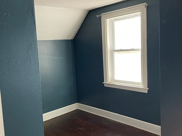 Lakeview Dr — Photo 8