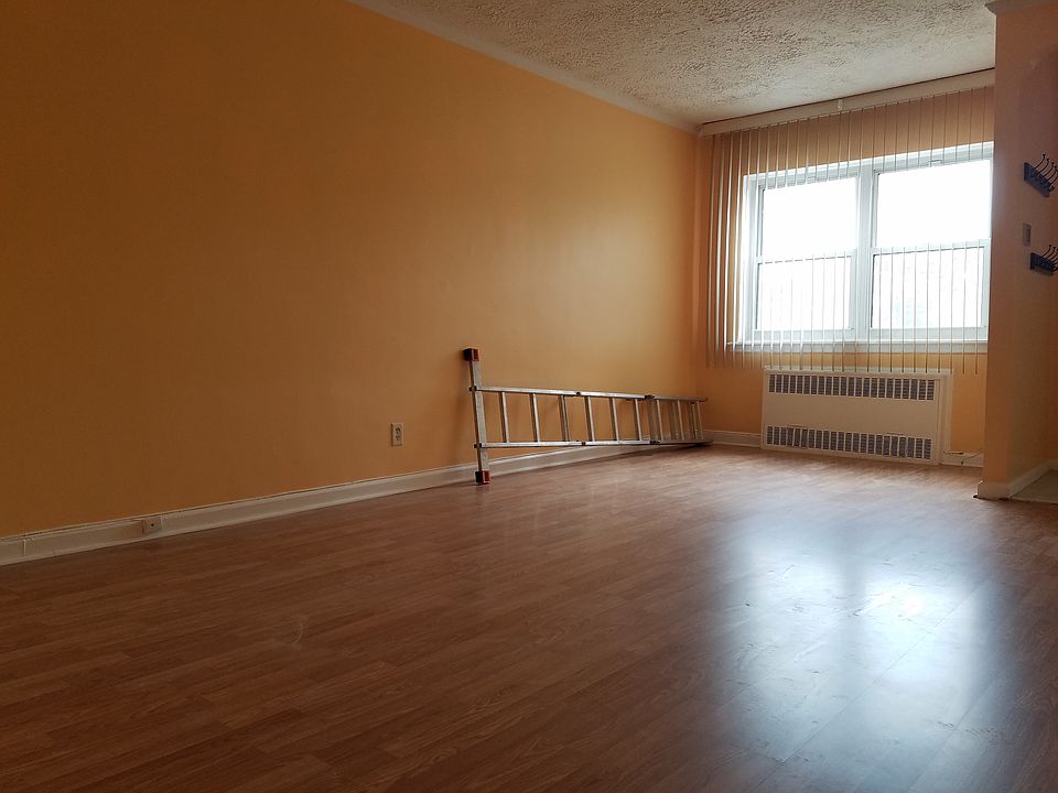 Large Living Room