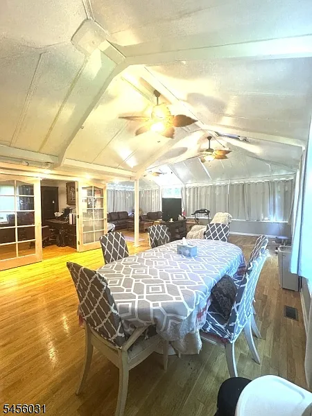 4 bed, 3.0 bath, $4,800 — Photo 3