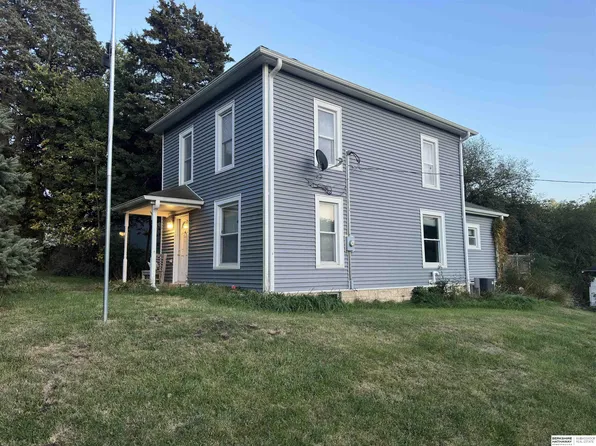 601 E Eldora Ave, Weeping Water, NE 68463