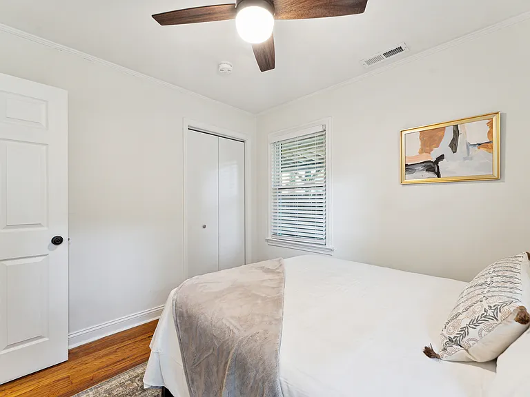 1444 Pocahontas St — Photo 14
