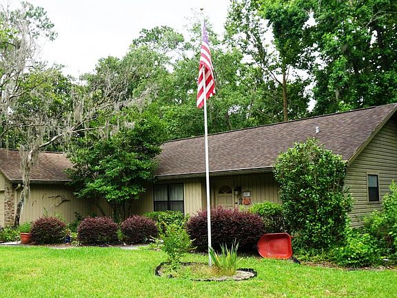2nd image of 5913 NW 36th Pl