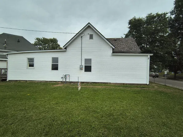1222 W Powers St, Muncie, IN 47305