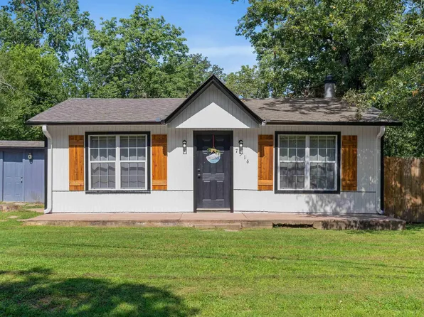 7516 Shadybrook Dr, Frankston, TX 75763