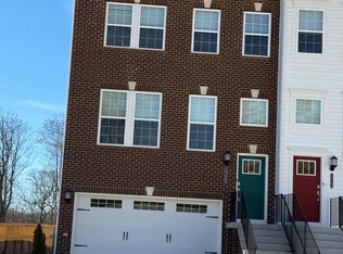 1722 Water Crossing Rd, Pikesville, MD 21208