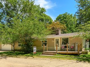 52419 Oak St, Grand Junction, MI 49056