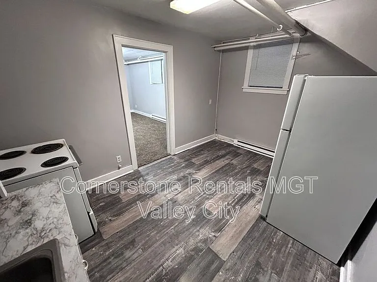 208 5th Ave SW #3 — Photo 4