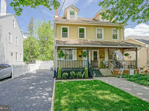 304 Delaware Ave, Palmyra, NJ 08065