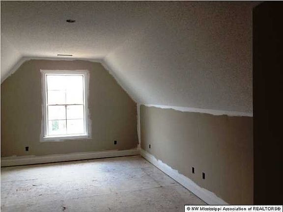 5th image of 1420 Arbor Lakes Dr
