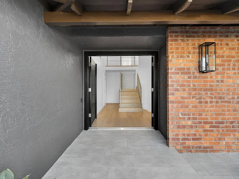 1347 Marlin Ave — Photo 4
