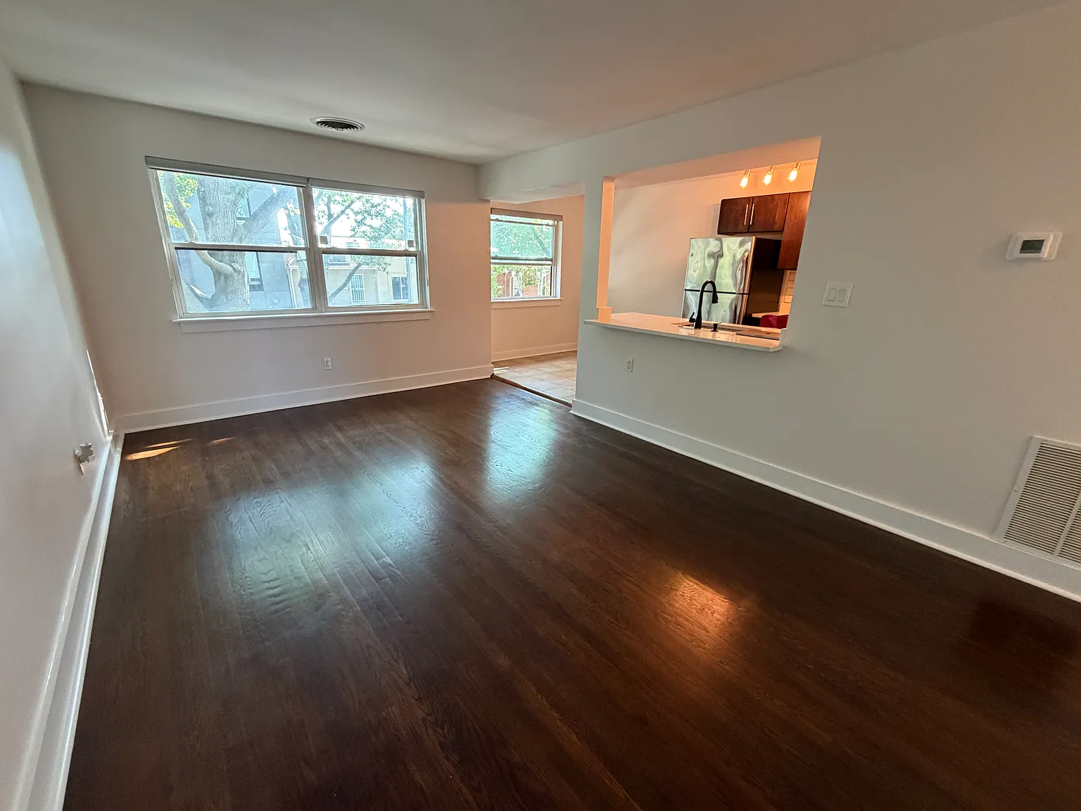 1 bed, 700 sqft, $2,375 — Photo 2